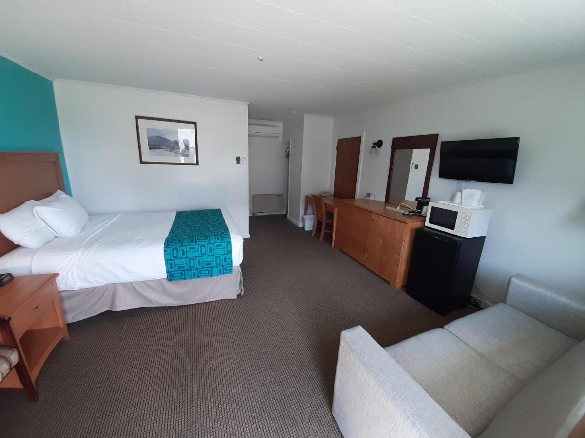 Howard Johnson By Wyndham Woodstock Nb Ngoại thất bức ảnh