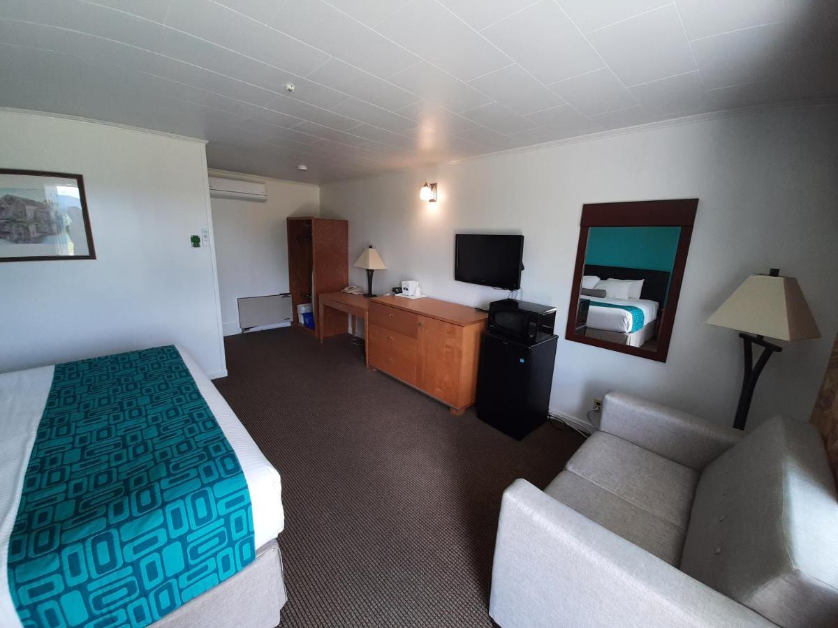 Howard Johnson By Wyndham Woodstock Nb Ngoại thất bức ảnh