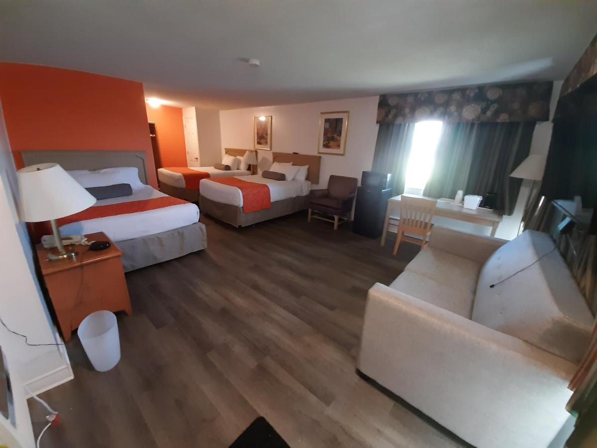 Howard Johnson By Wyndham Woodstock Nb Ngoại thất bức ảnh