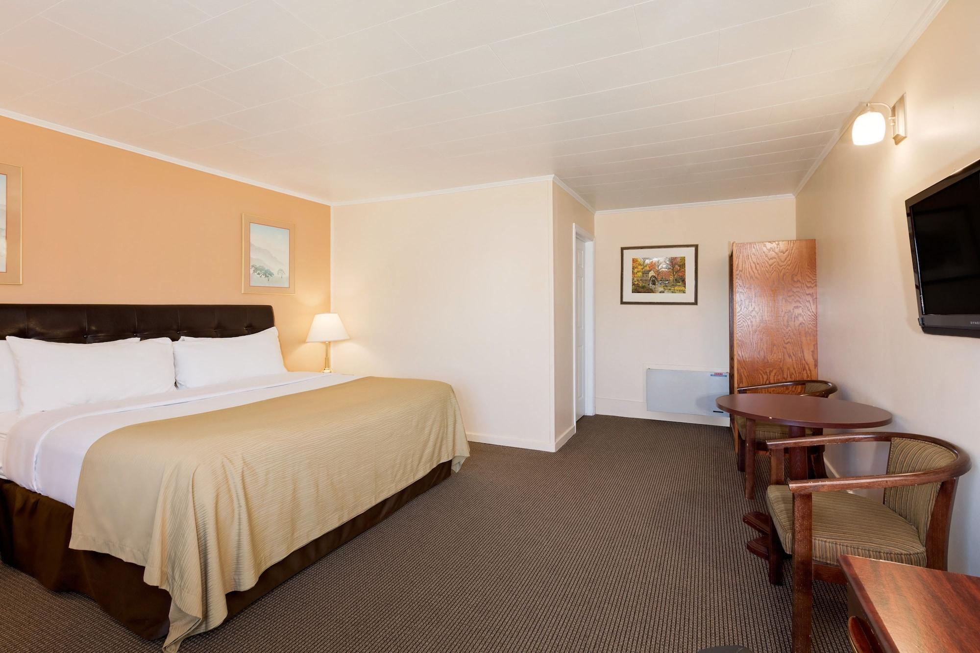 Howard Johnson By Wyndham Woodstock Nb Ngoại thất bức ảnh